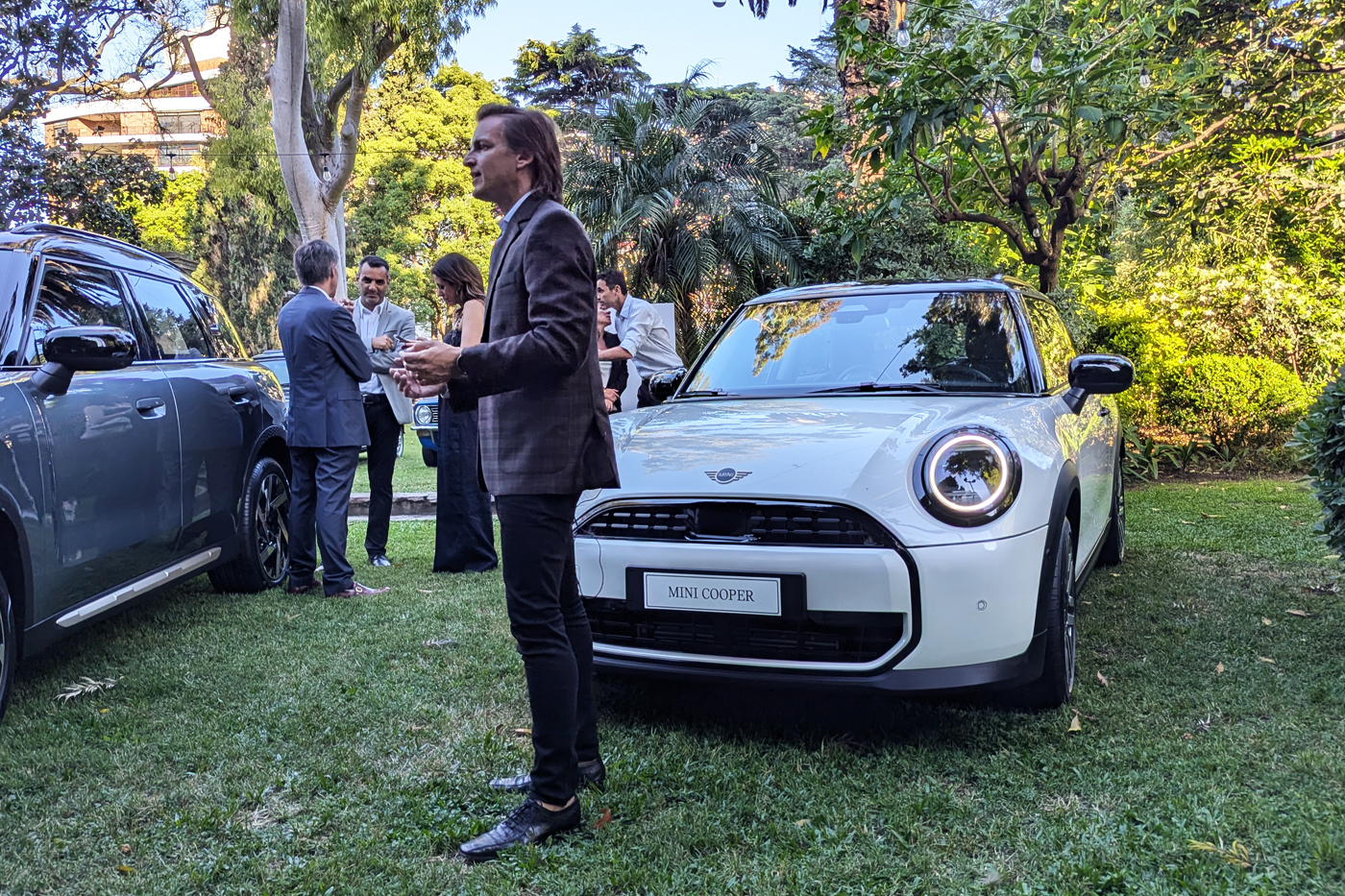 MINI