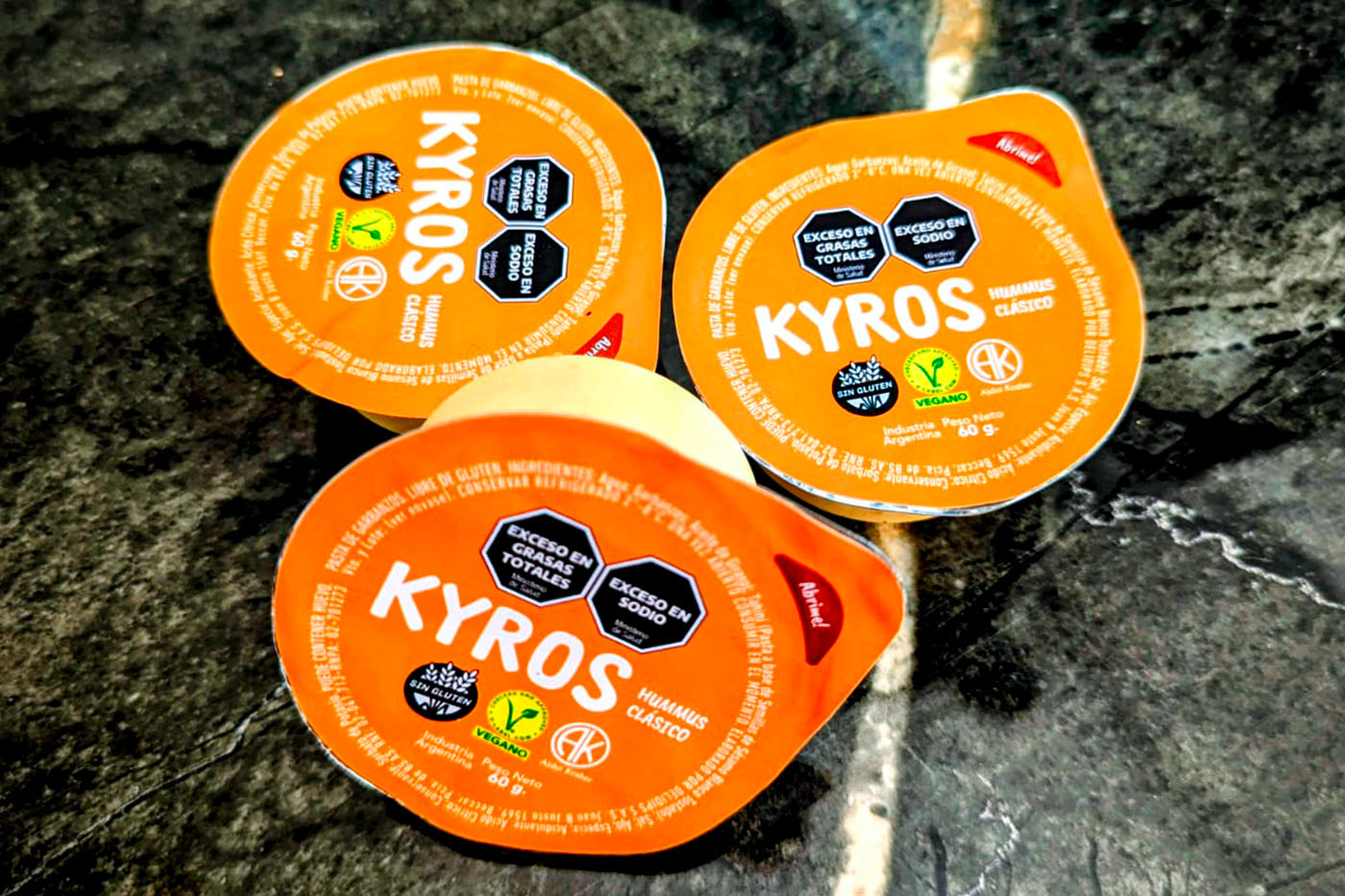 Kyros Hummus Starbucks nuevo formato Blister en Argentina